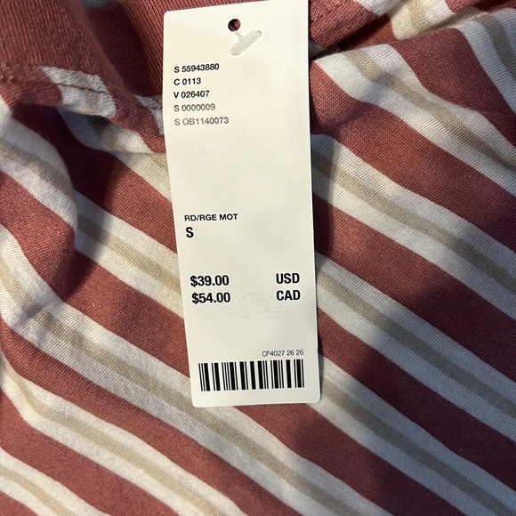 NWT Urban Outfitters Cropped Long Sleeve - Picture 9 of 10